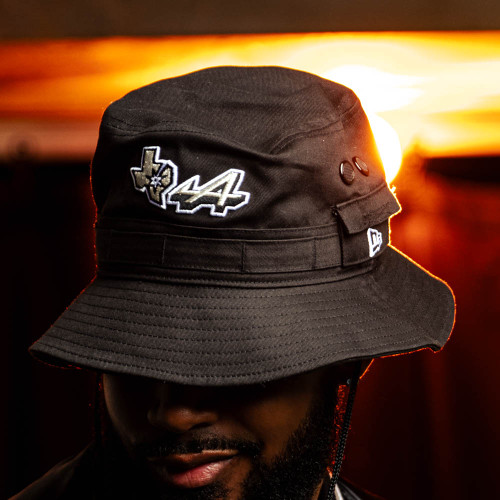 San Antonio Spurs Men's New Era Alpine X Spurs Bucket Hat - Black