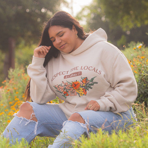 San Antonio Spurs Stadium Essentials Men's La Cultura Respect the Locals Hoodie - Bone